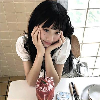小雪的太阳 海报
